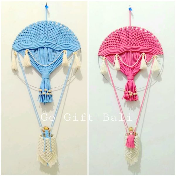 Balloon Macrame